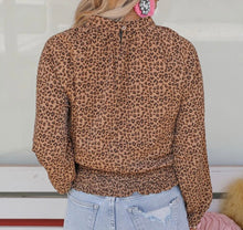 Load image into Gallery viewer, Leopard Bubble Sleeve Smocked Blouse
